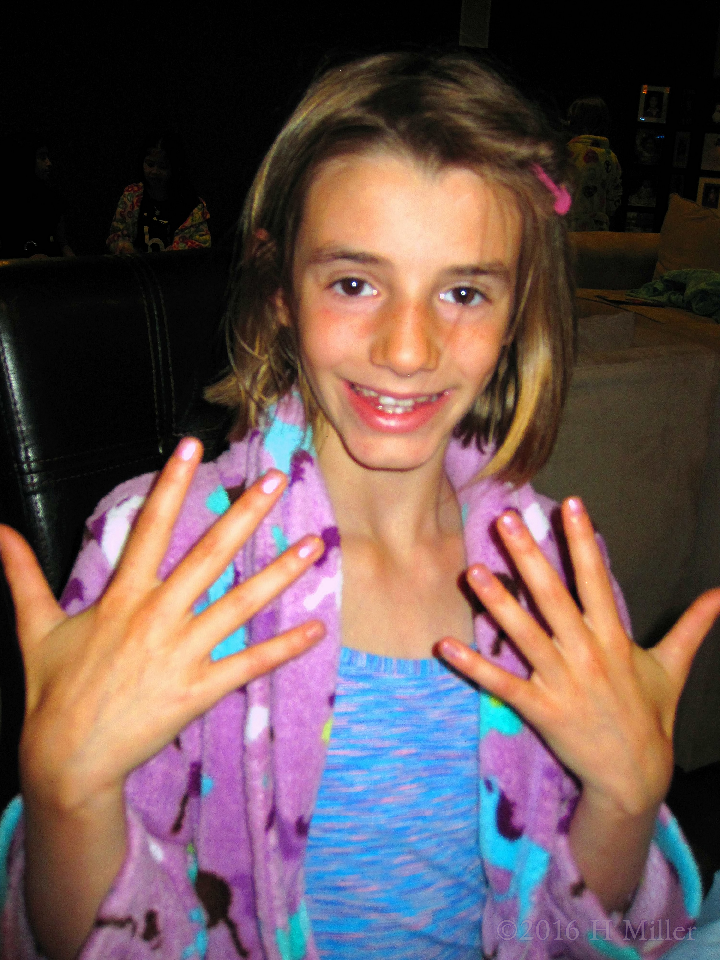 She Thiking Her Mom Will Like Her Mini Mani Style Choice. 