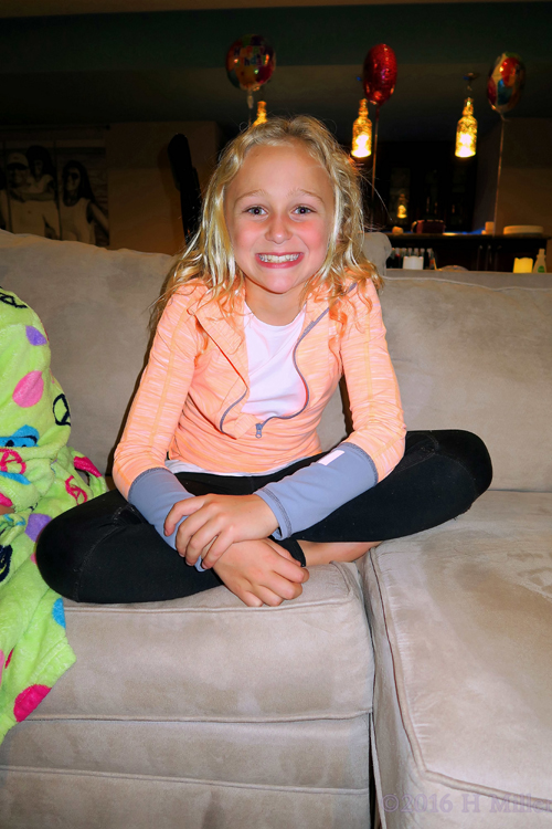 Hanging Out During The Pedicures. Hanging Out During The Pedicures.