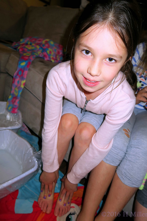 Mani N Pedi. Kids Spa Party Nail Art. Mani N Pedi. Kids Spa Party Nail Art.