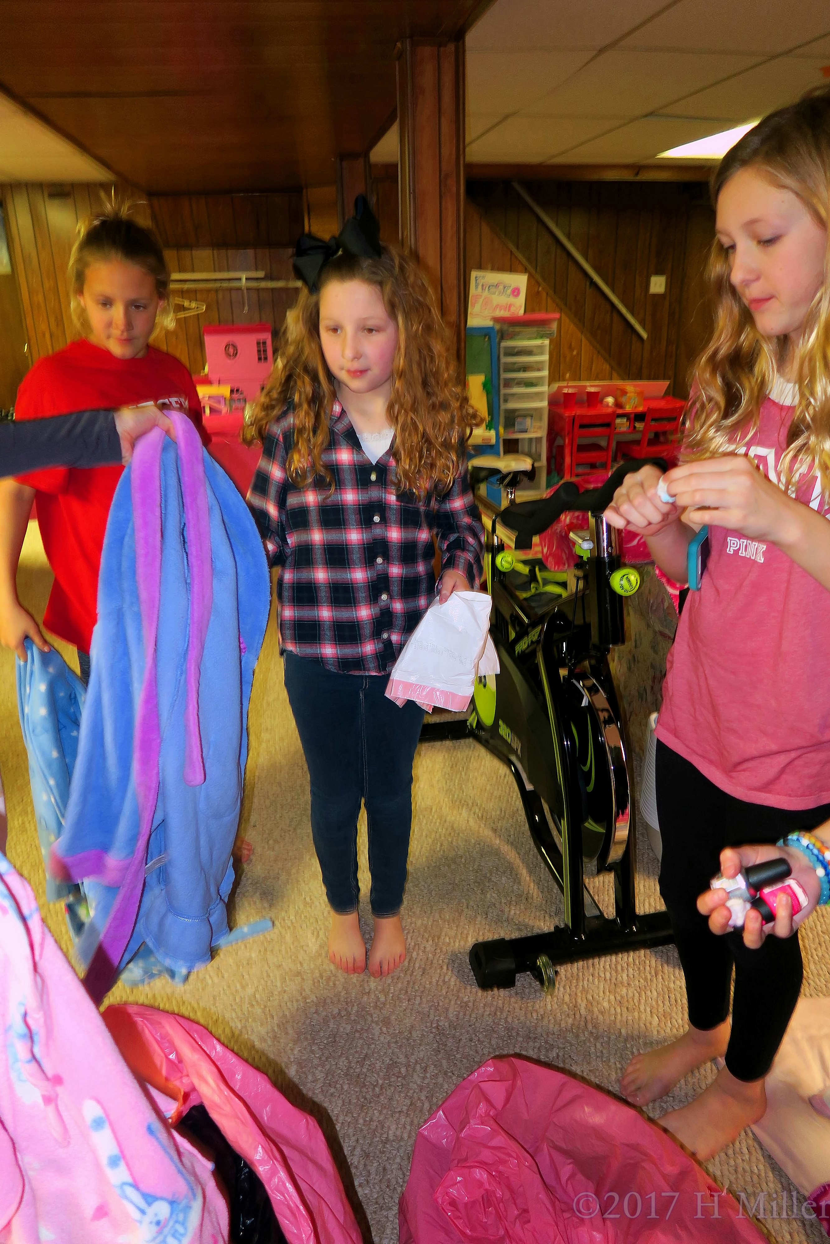 Everybody Chooses A Spa Robe. Everybody Chooses A Spa Robe.