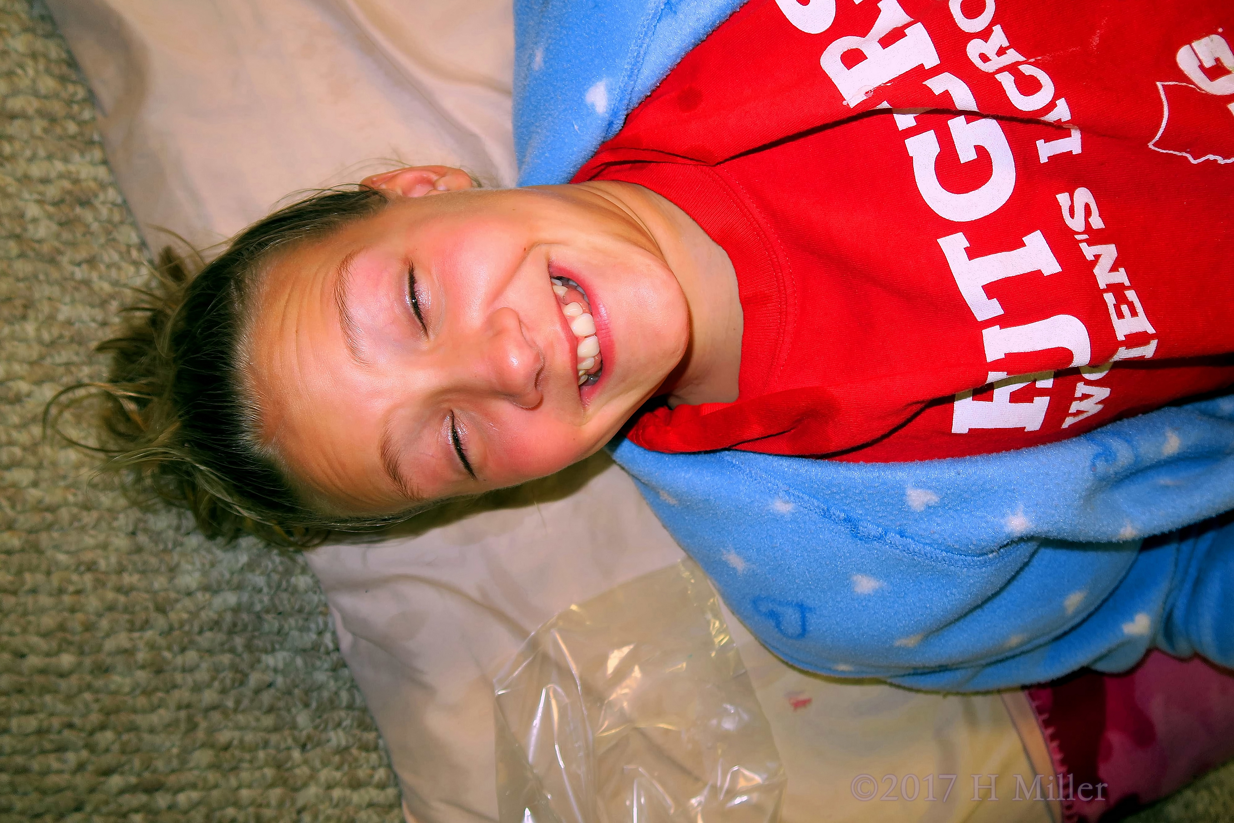 Smling During Facials For Girls! 4 Smling During Facials For Girls! 4