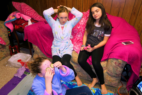 Audrey, The Birthday Girl, And Friends Hanging Out At The Spa Party! Audrey, The Birthday Girl, And Friends Hanging Out At The Spa Party!