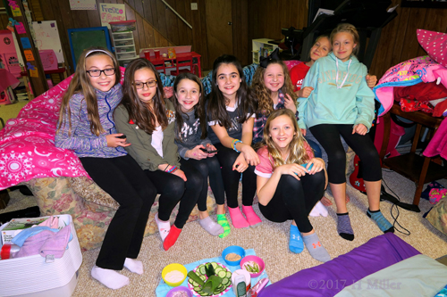 The Girls Are Excited To Begin The Kids Spa Activities! The Girls Are Excited To Begin The Kids Spa Activities!