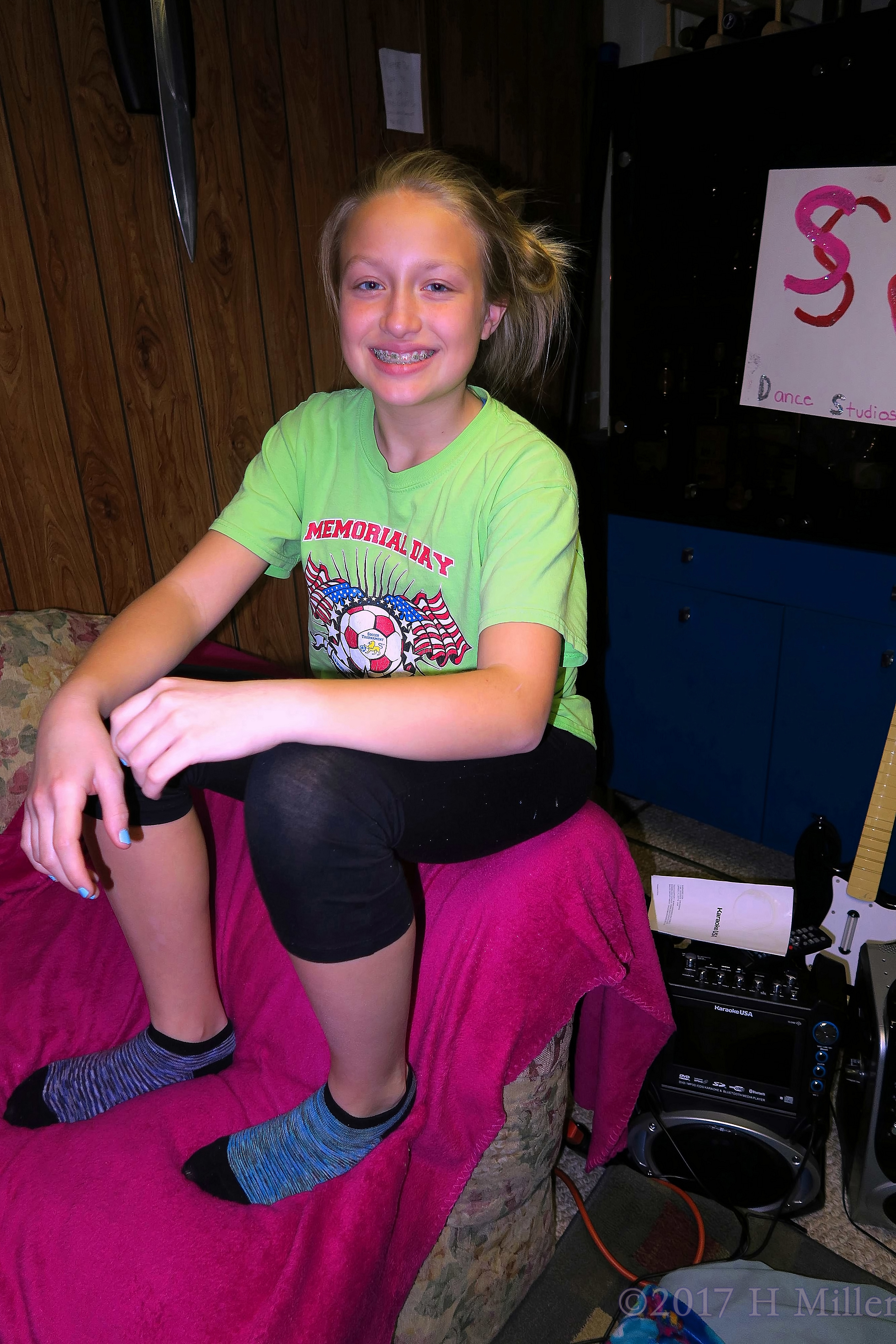 Smiling And Having Fun At The Spa For Girls! Smiling And Having Fun At The Spa For Girls!