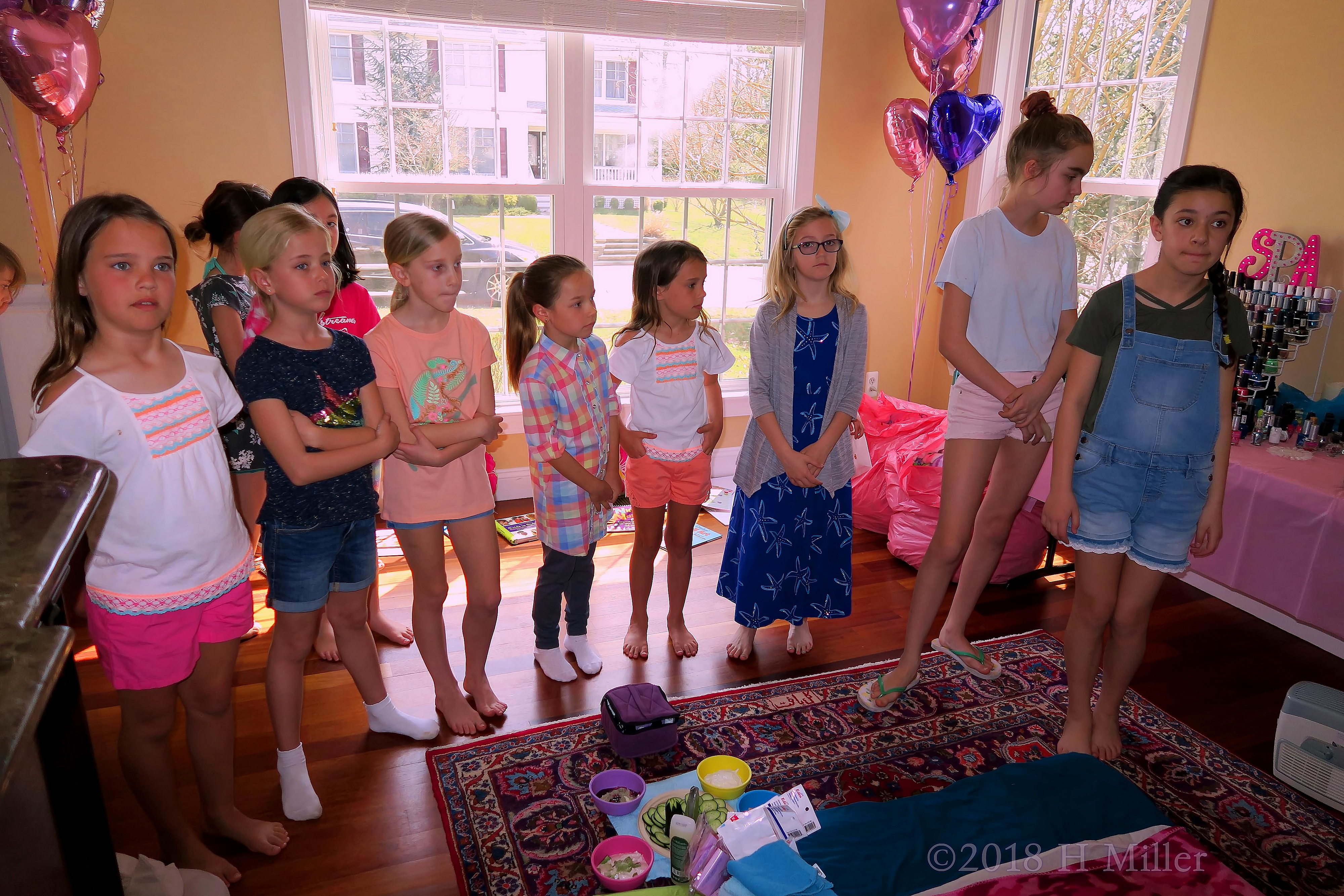 Waiting For The Kids Spa Party! Waiting For The Kids Spa Party!