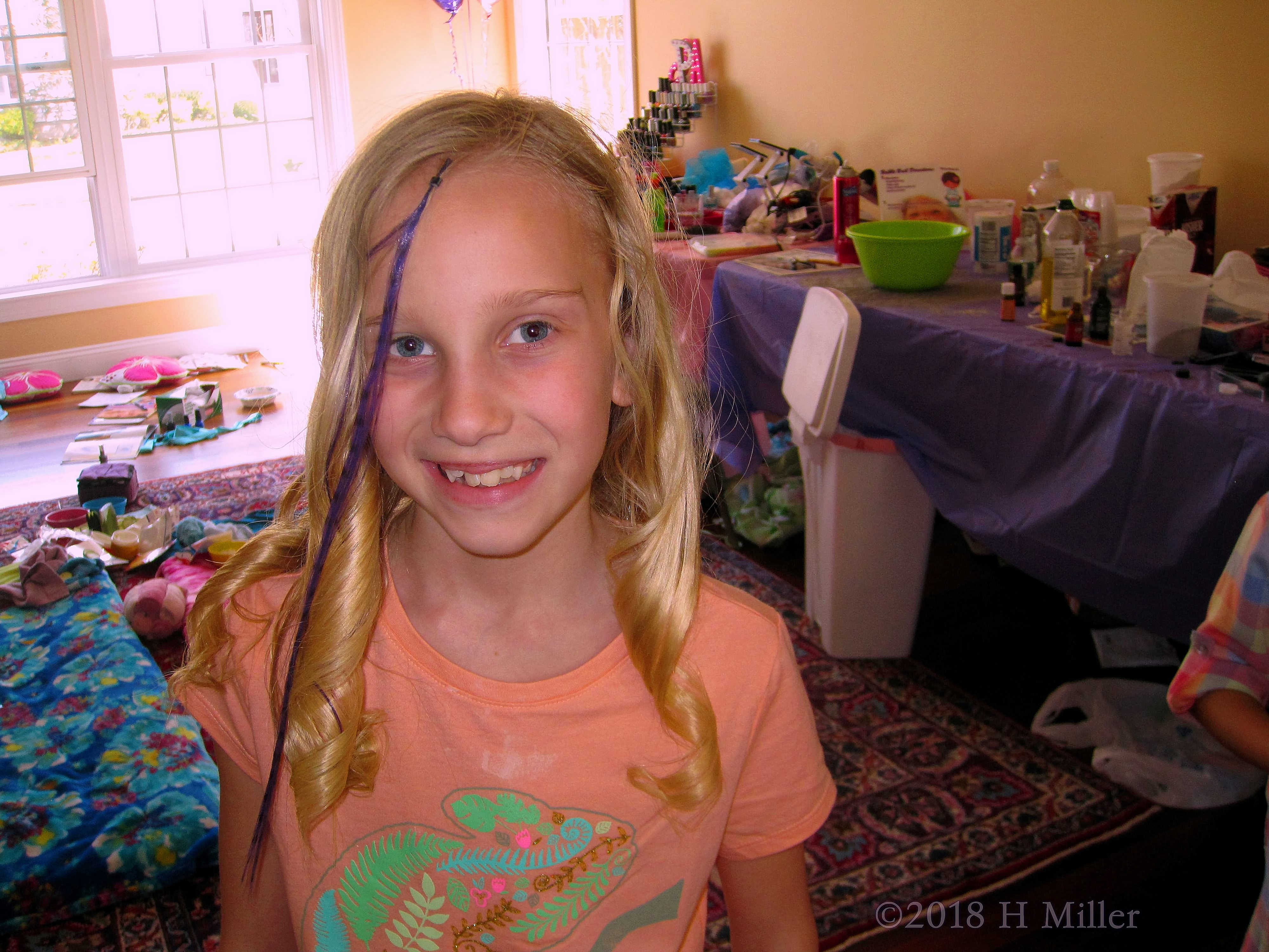 What A Lovely Curled Girls Hairstyle! What A Lovely Curled Girls Hairstyle!