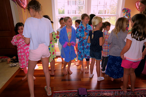 Everyone Is Gathering Around For Another Group Picture. Everyone Is Gathering Around For Another Group Picture.