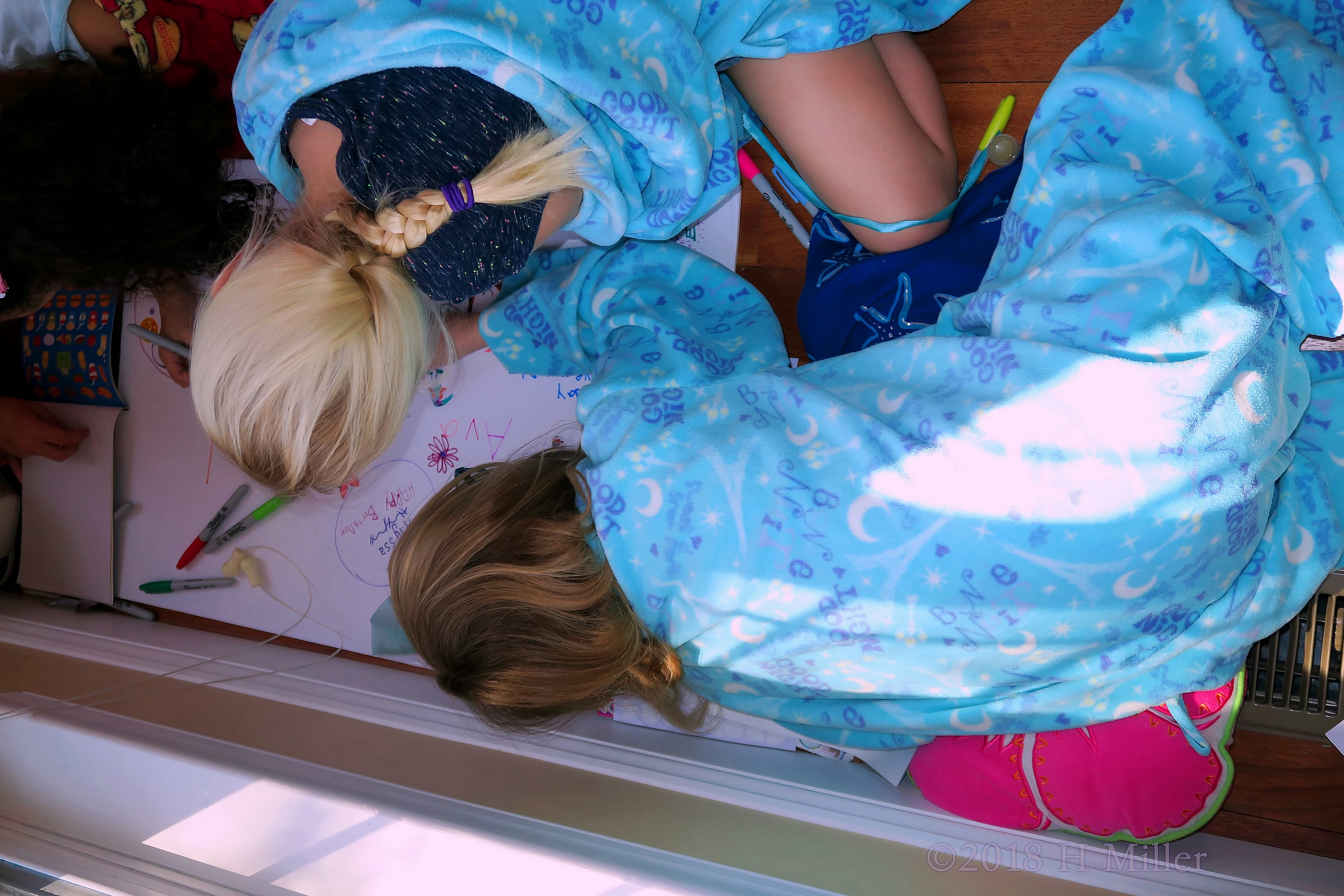 Designing The Kids Spa Birthday Card Together! Designing The Kids Spa Birthday Card Together!