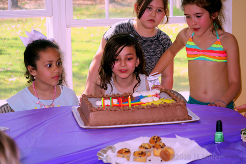 Ava Gets Ready To Blow Out The Candles On Her Birthday Cake!