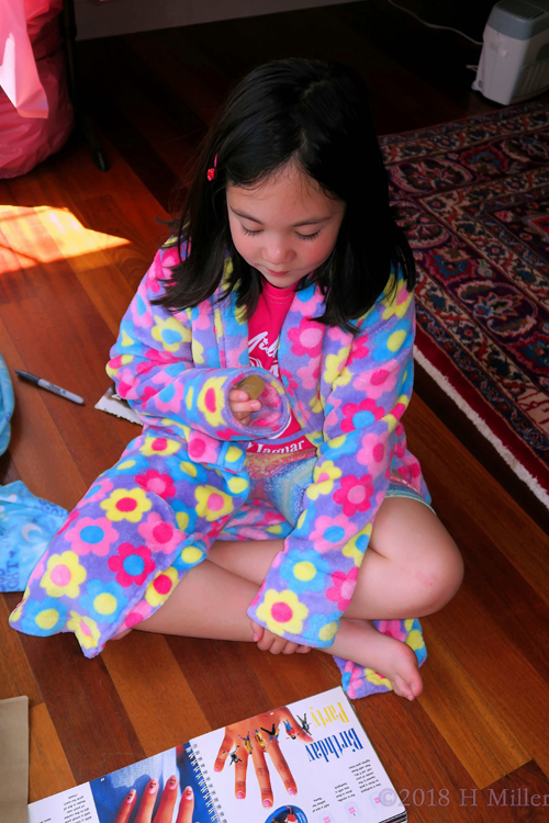 Checking Out Kids Nail Art Designs For Her Kids Mini Manicure Checking Out Kids Nail Art Designs For Her Kids Mini Manicure