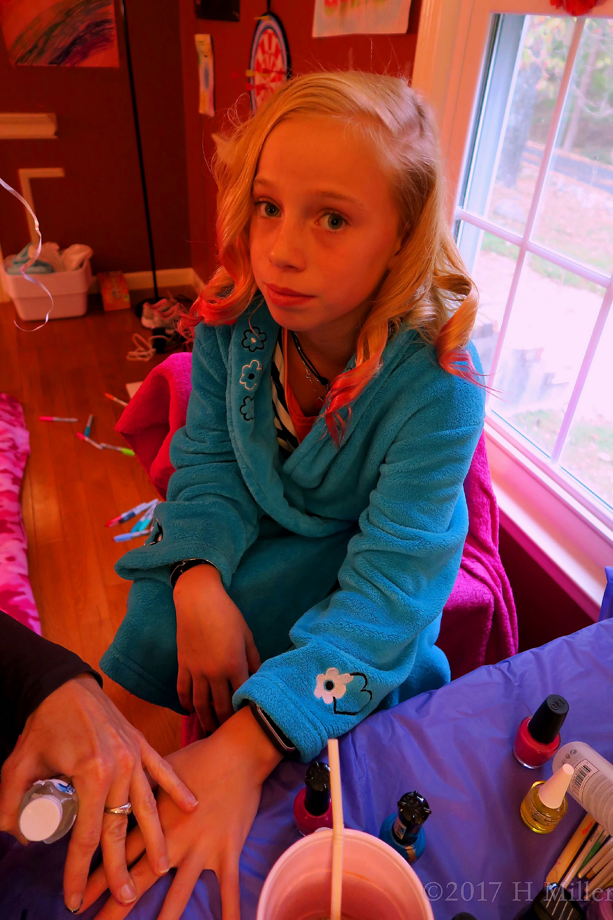 Soft Curls With A Baby Pink Hair Chalk Streak Kids Hairstyle Is Finished, Now She Gets Her Mini Manicure Done. 