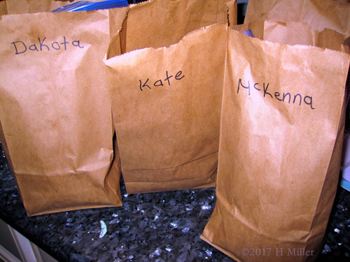 Exciting Mysterious Spa Party Goodie Bags With Crafts Inside! Exciting Mysterious Spa Party Goodie Bags With Crafts Inside!