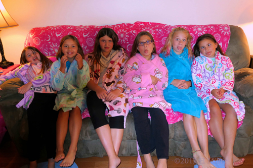 Group Photo For The Kids Spa With Funny Faces Group Photo For The Kids Spa With Funny Faces