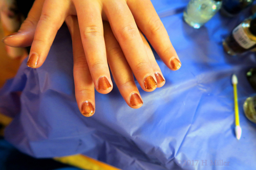 Nails On Nails Gold Metallic Kids Manicure! Nails On Nails Gold Metallic Kids Manicure!