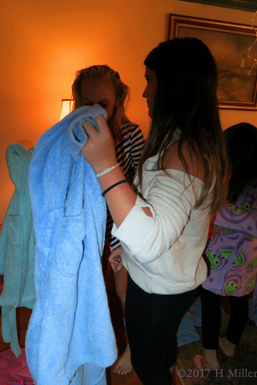 Swapping Girls Spa Robes Swapping Girls Spa Robes