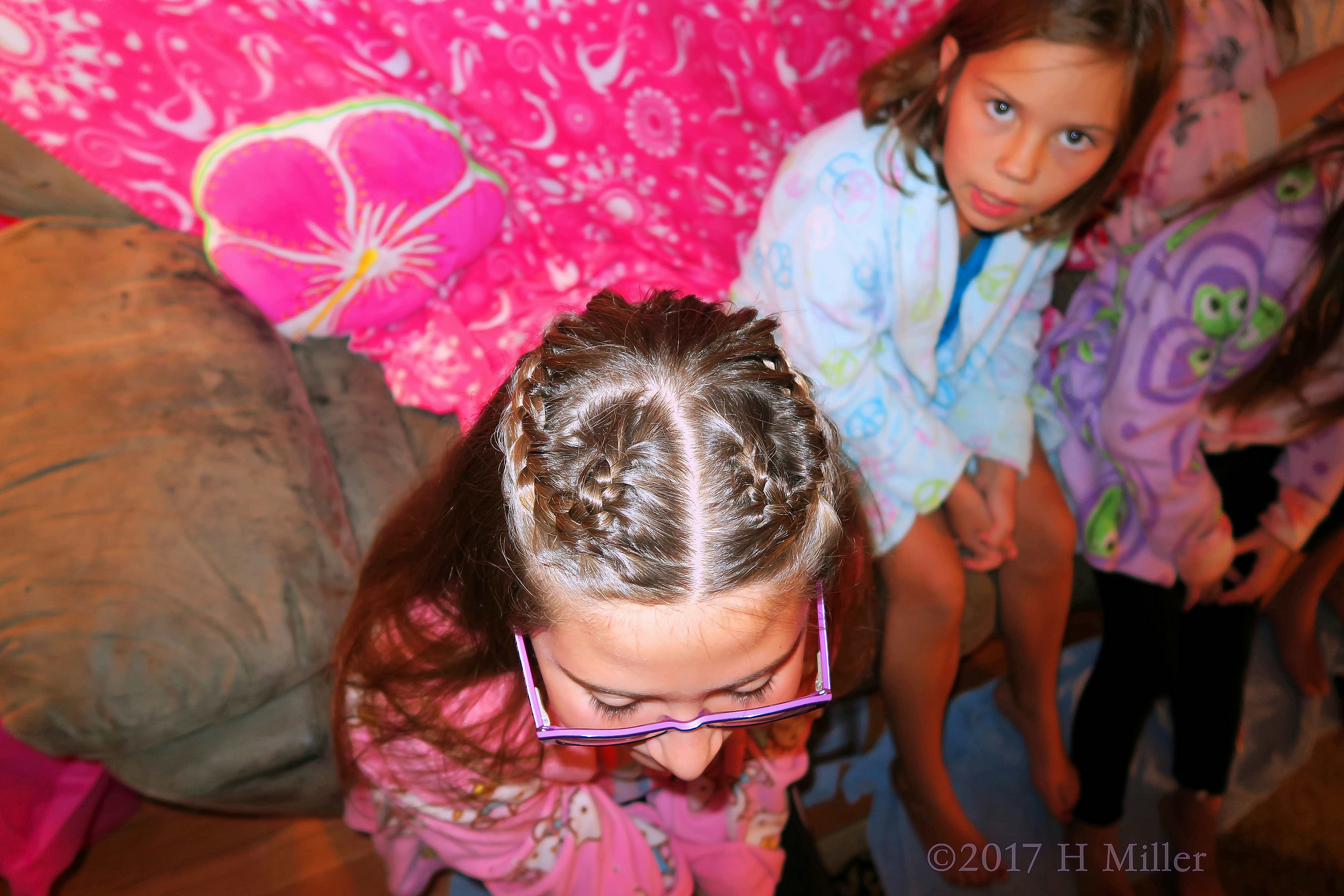 Beautiful Heart Shaped Braid Girls Hairstyle. Beautiful Heart Shaped Braid Girls Hairstyle.