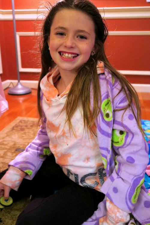 All Smiles At The Party For Girls! All Smiles At The Party For Girls!