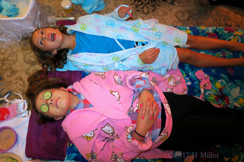 Getting Her Kids Facial While Her Friend Is Ready For Hers Getting Her Kids Facial While Her Friend Is Ready For Hers