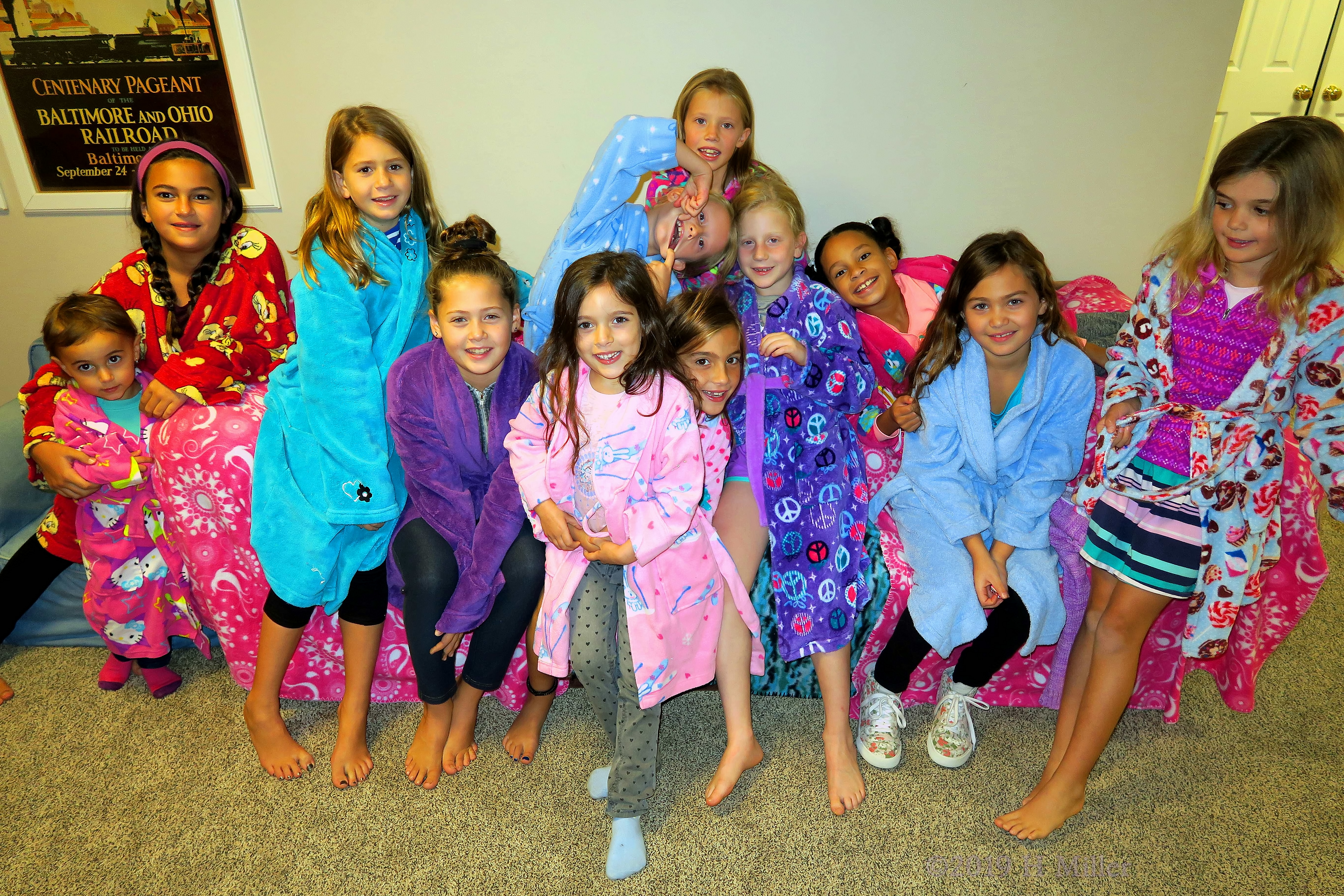 Posing For The Spa Party Group Pic!!! Posing For The Spa Party Group Pic!!!