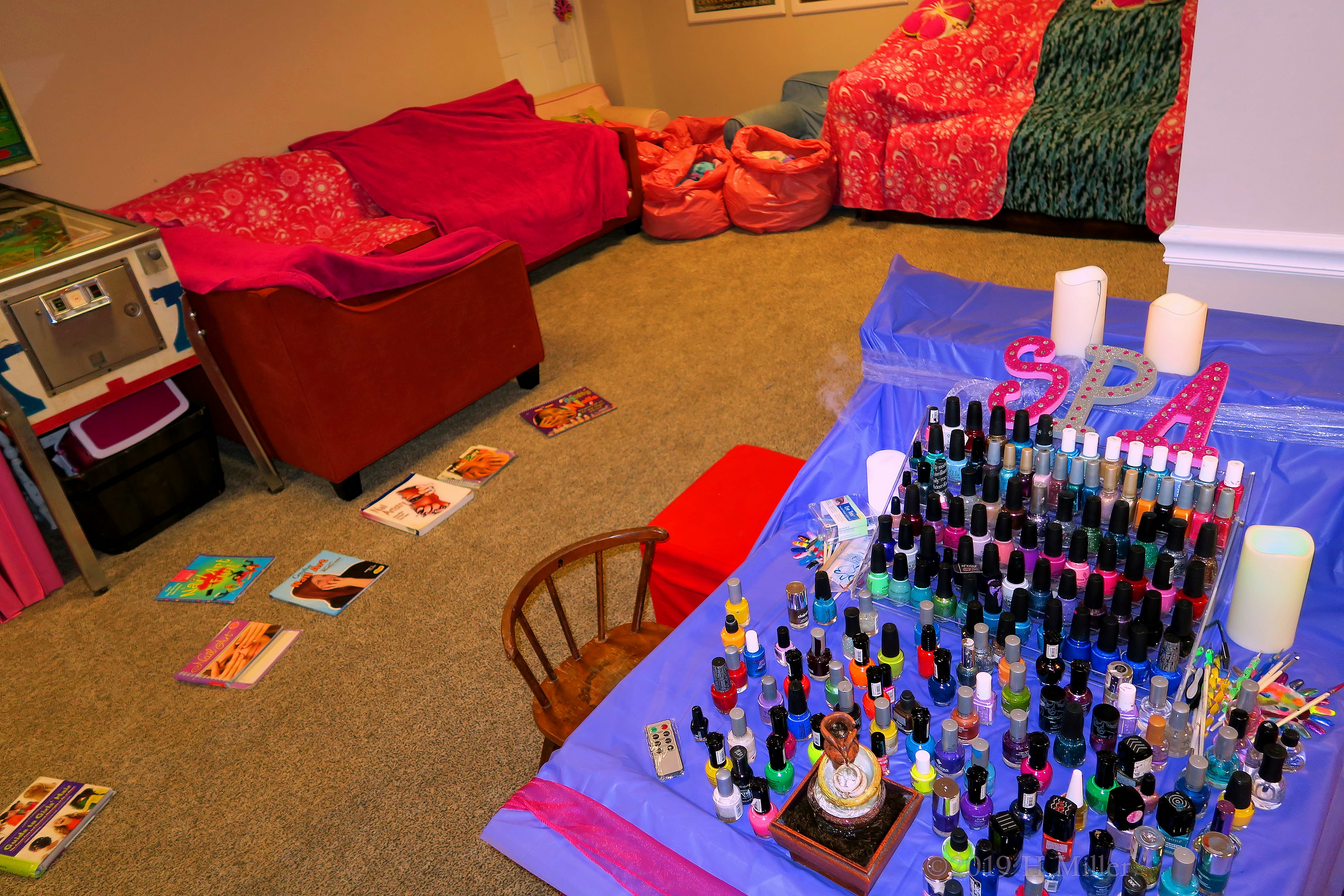 Set Up For Manicures For Girls! Set Up For Manicures For Girls!
