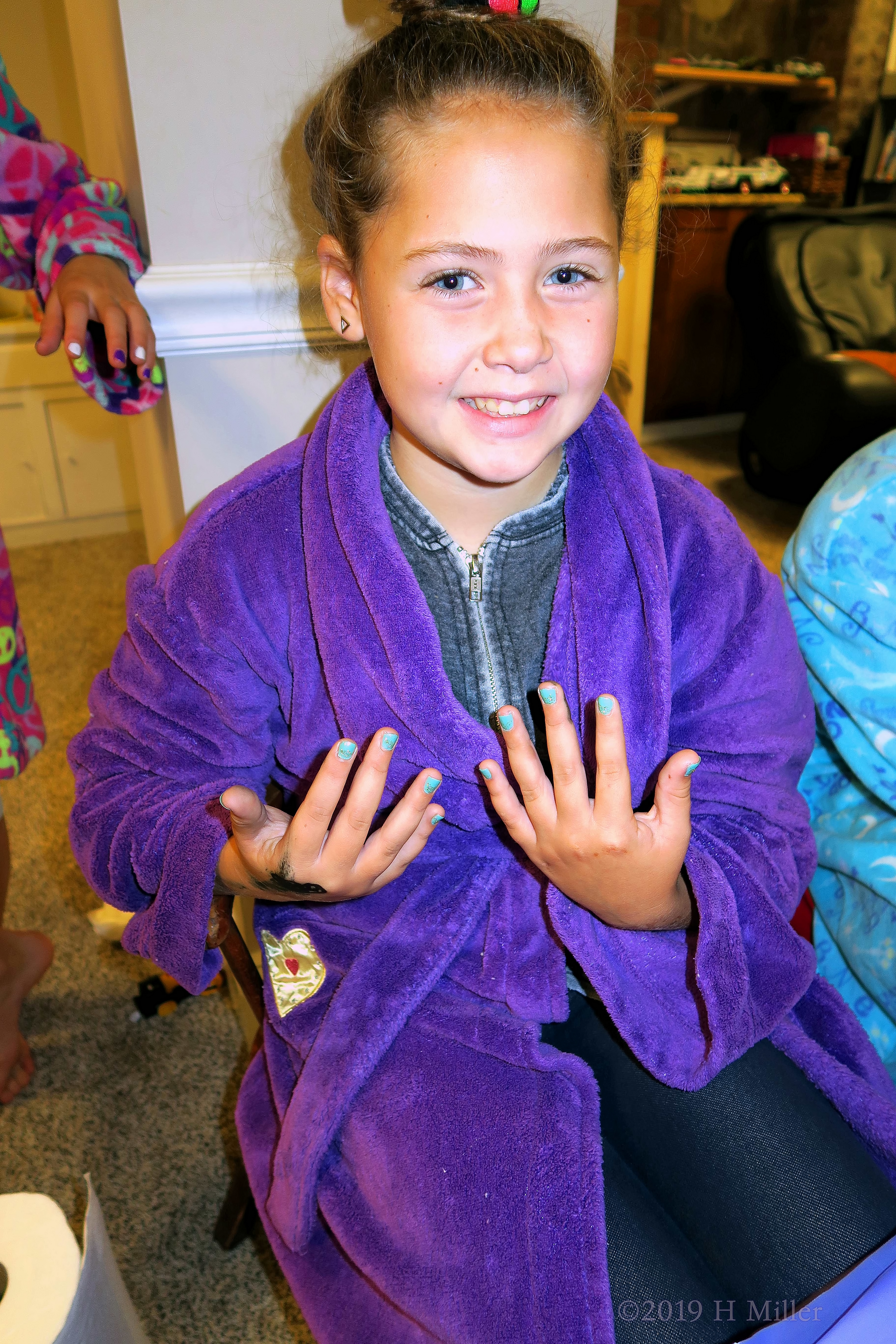 Showing Off Teal Girls Mani 4 Showing Off Teal Girls Mani 4