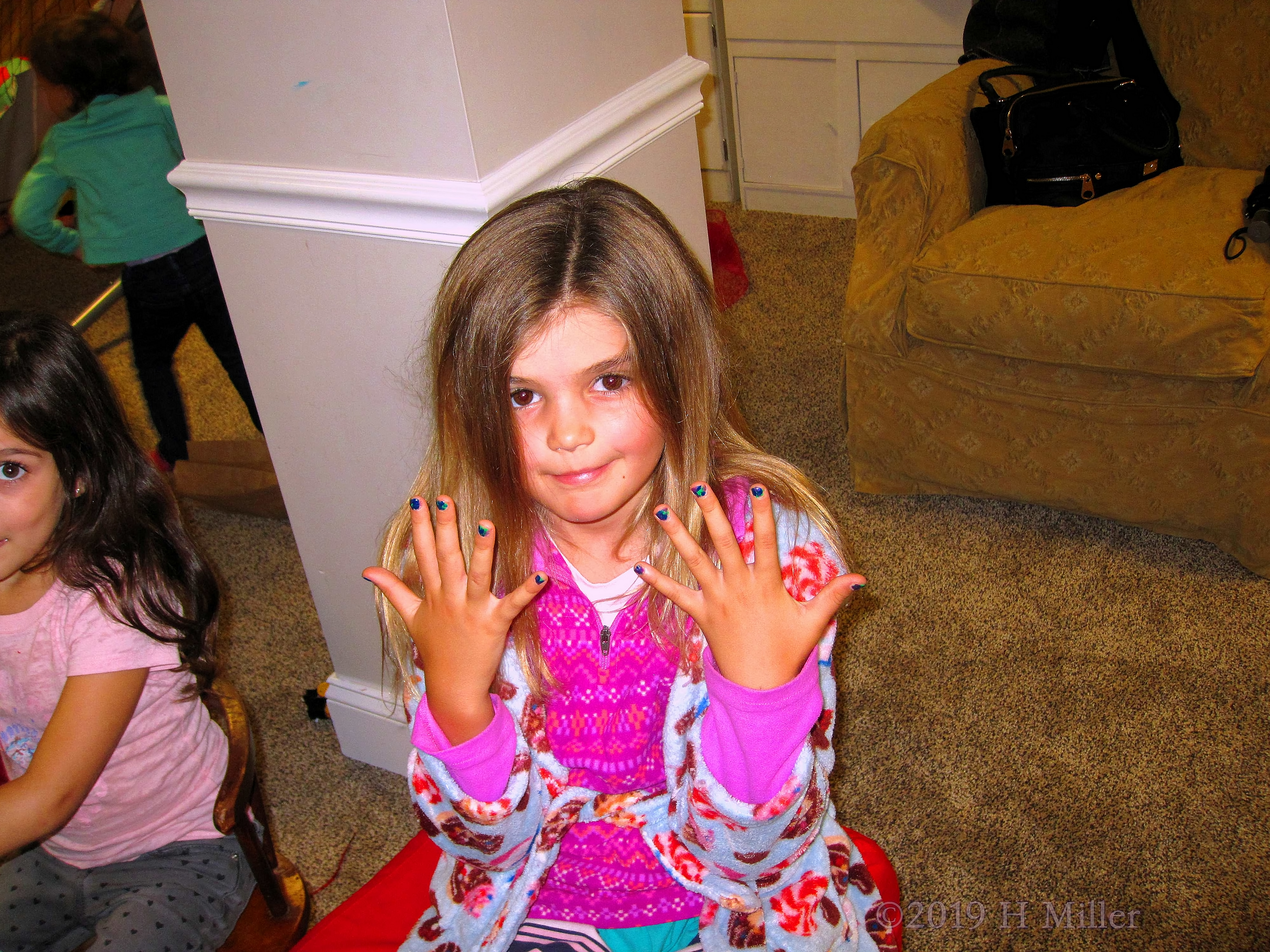 Smile At Spa Party Of Green Blue Purple Splat Manicure Owner Smile At Spa Party Of Green Blue Purple Splat Manicure Owner