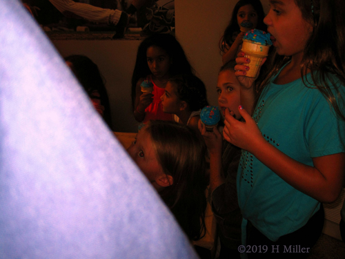 Eating The Blue Cupcake Eating The Blue Cupcake