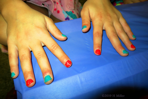 Green And Red Kids Mini Mani Green And Red Kids Mini Mani