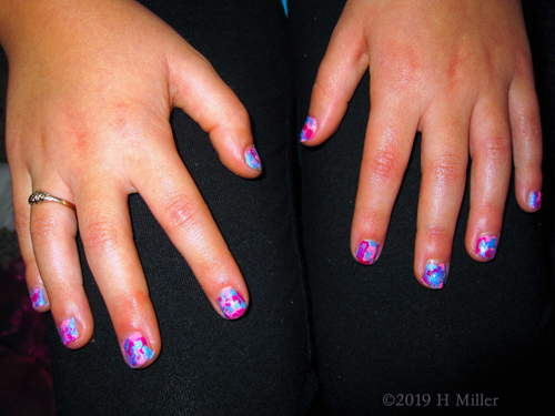 Multicolored Manicure For Girls