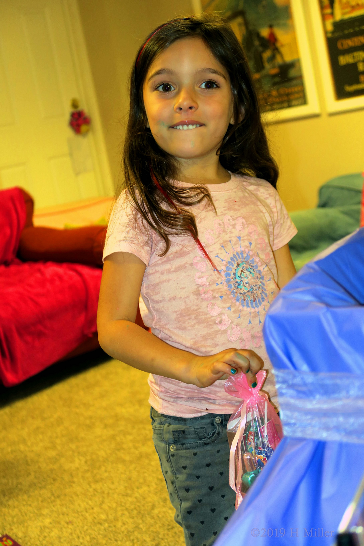 Beautiful Bow On Gift Bags At The Kids Spa Party! 