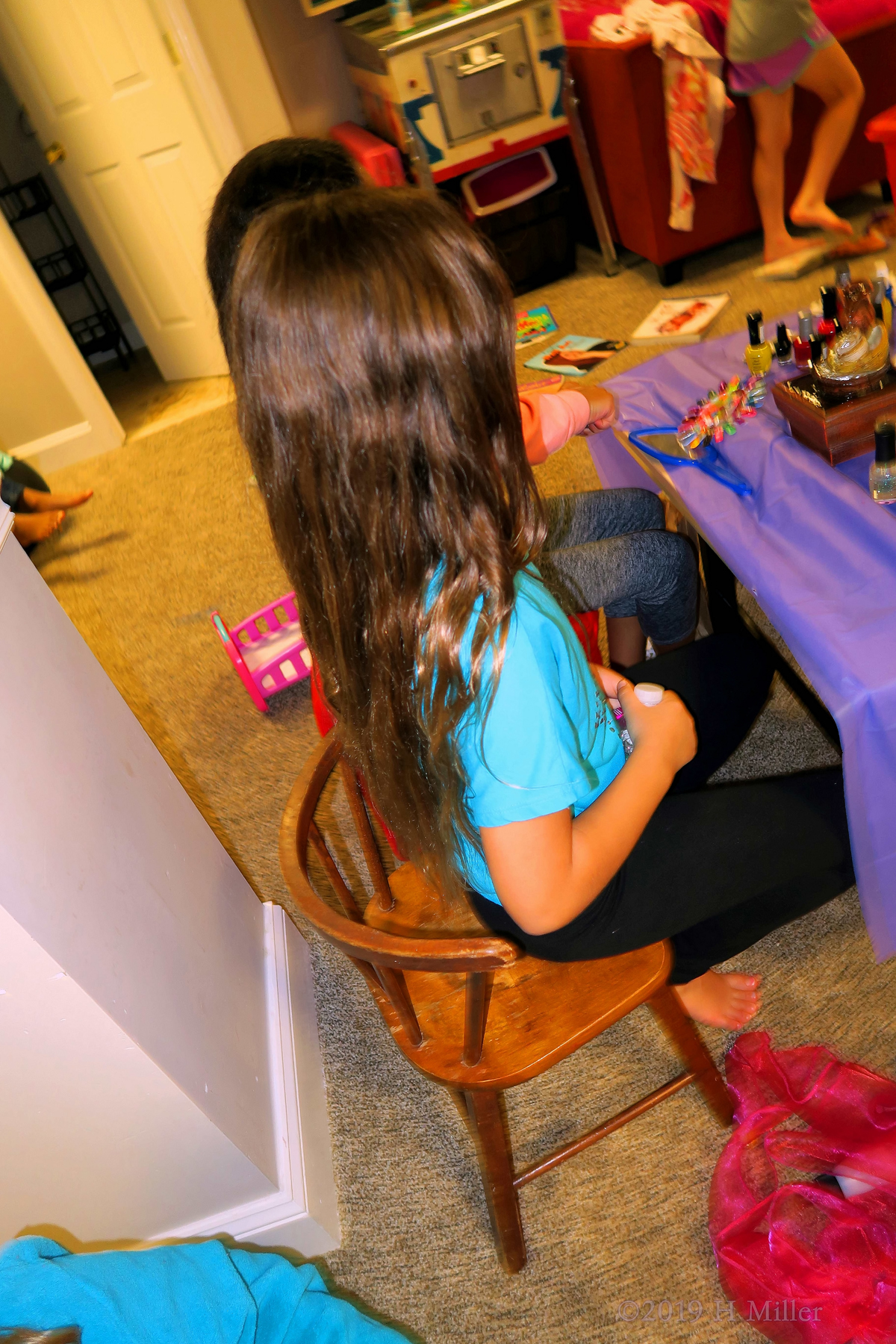 Smiling For Salons! Kids Hairstyles At The Spa Party For Girls! 