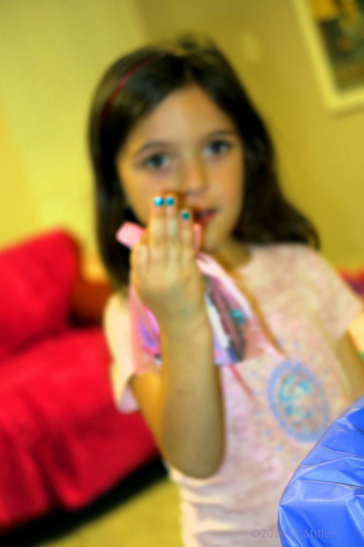 Sparkling Spirit Fingers For Kids Manicures! 