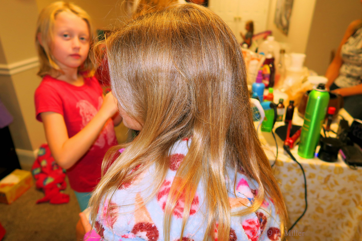 Welcoming The Waves! Kids Hairstyle At The Kids Party! 