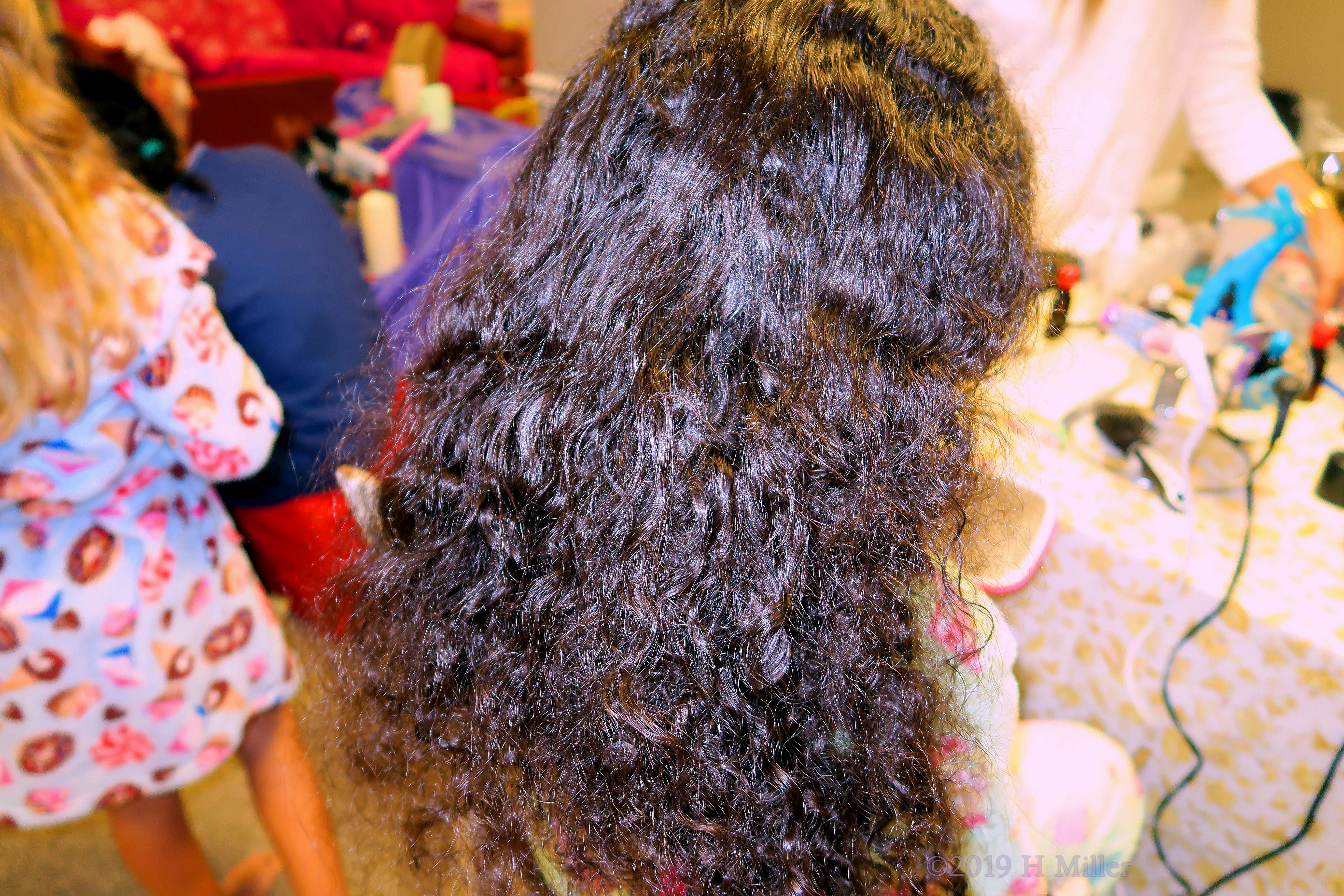 Colorful Creations! Kids Hairstyle With Hair Chalk! Colorful Creations! Kids Hairstyle With Hair Chalk!