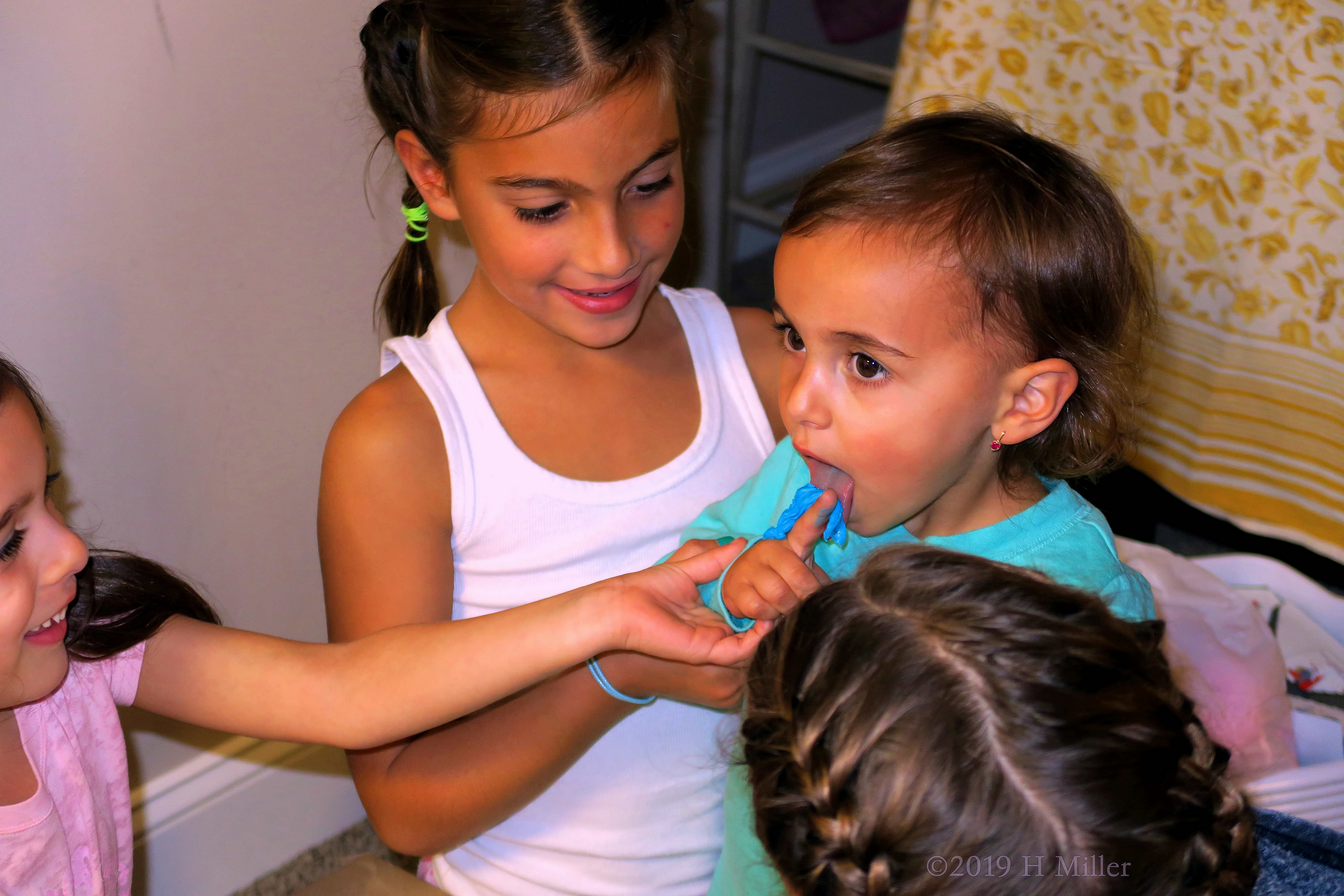 Frosting Fun For Birthday Cupcakes! Frosting Fun For Birthday Cupcakes!
