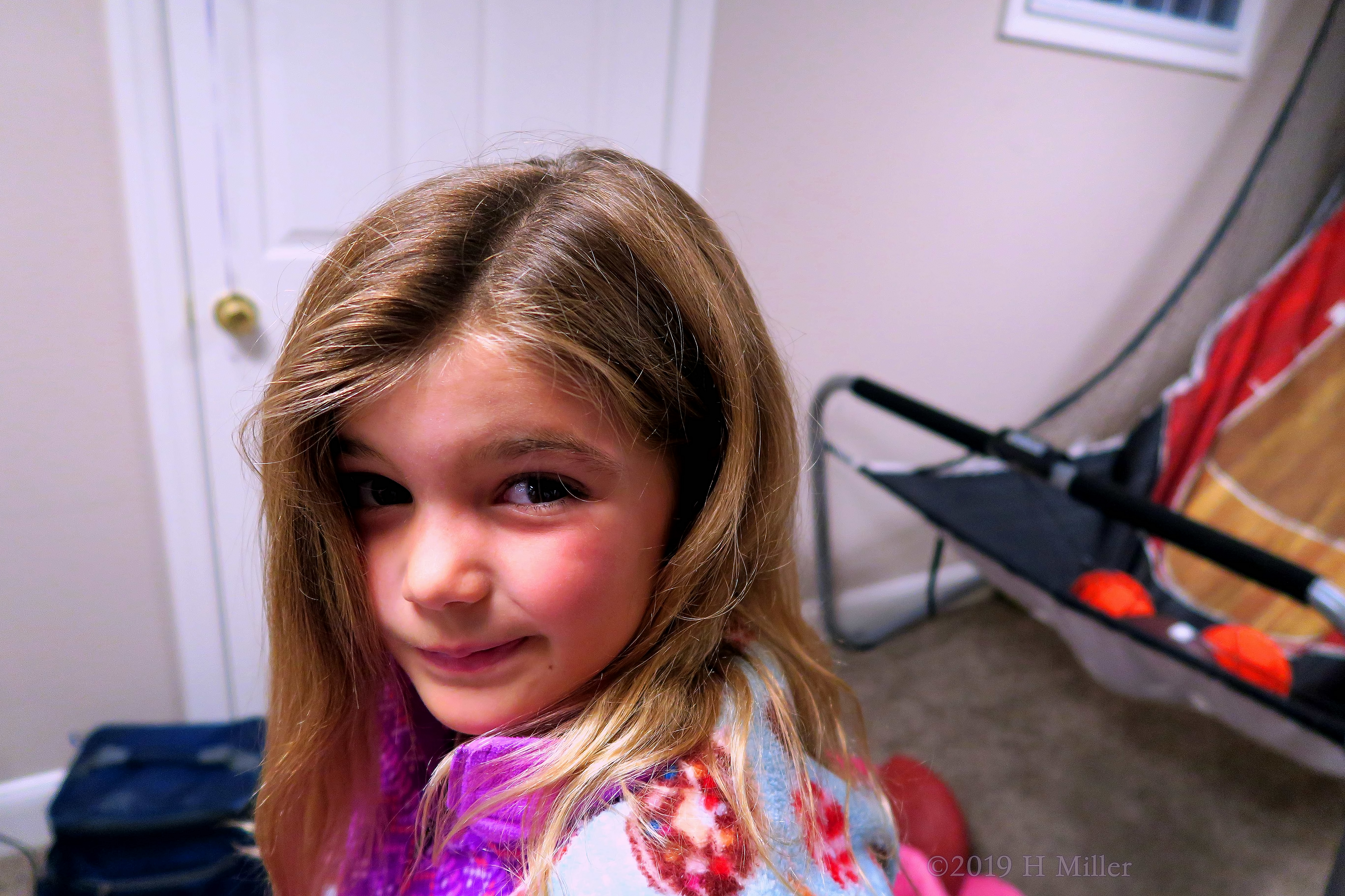 Warm Style With Waves! Kids Hairstyle At Kids Spa Party! 