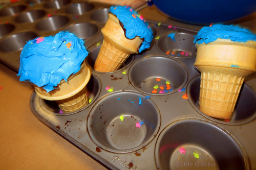 Captivating Cupcake Cones!