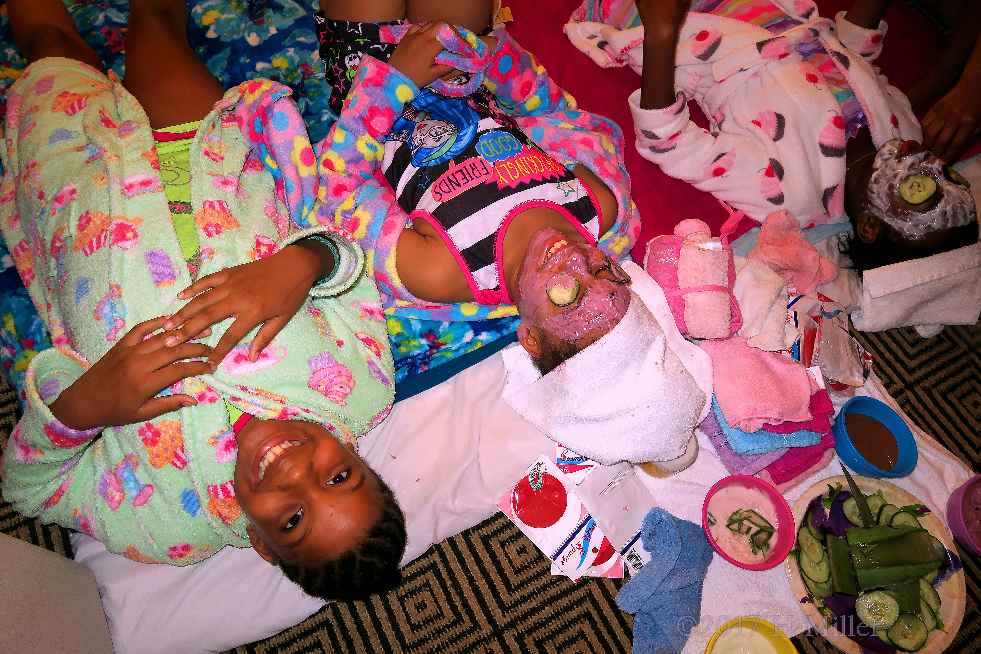 Getting Their Kids Facials Done Together! Getting Their Kids Facials Done Together!