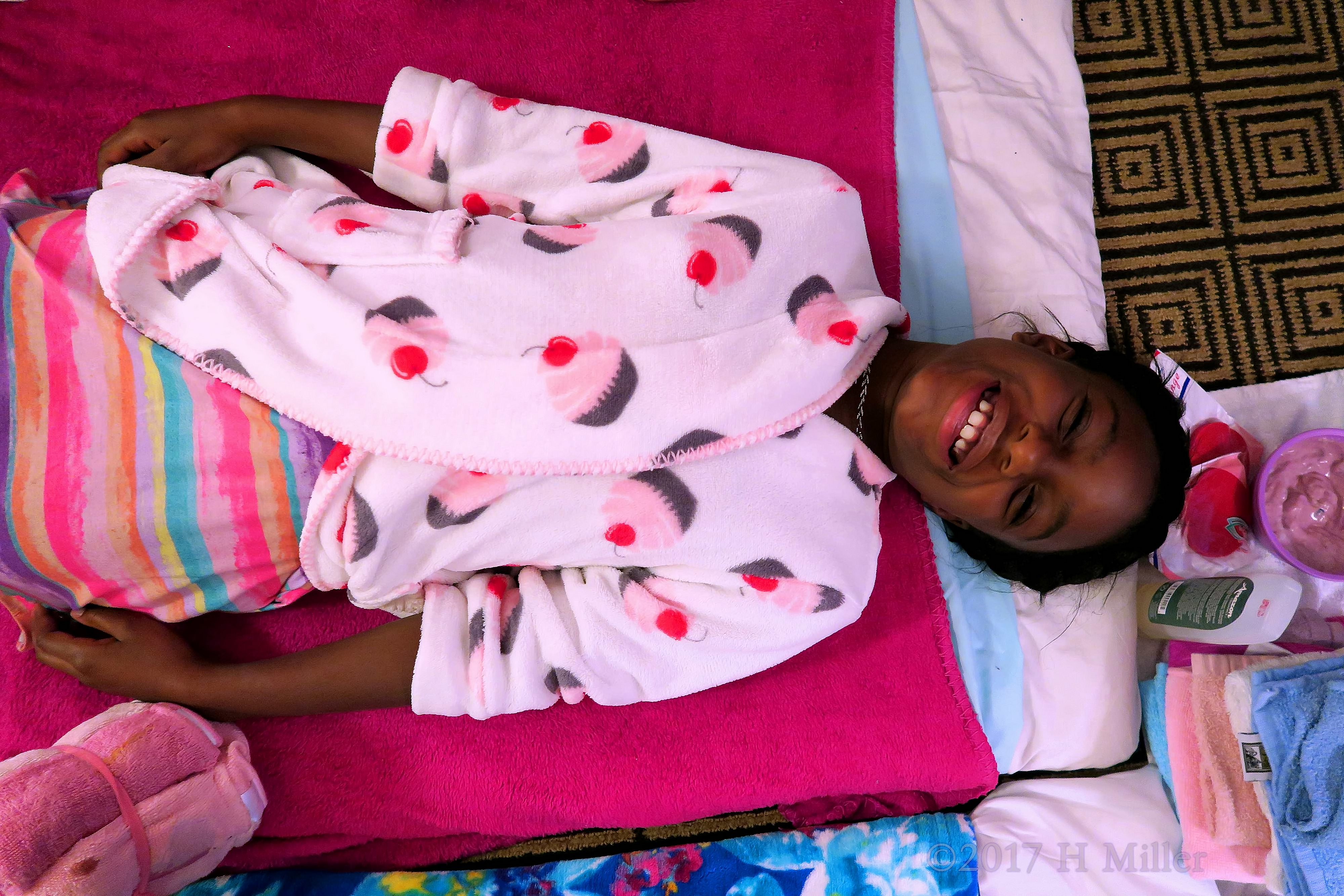 She Is Ready To Start Her Girls Facial. She Is Ready To Start Her Girls Facial.