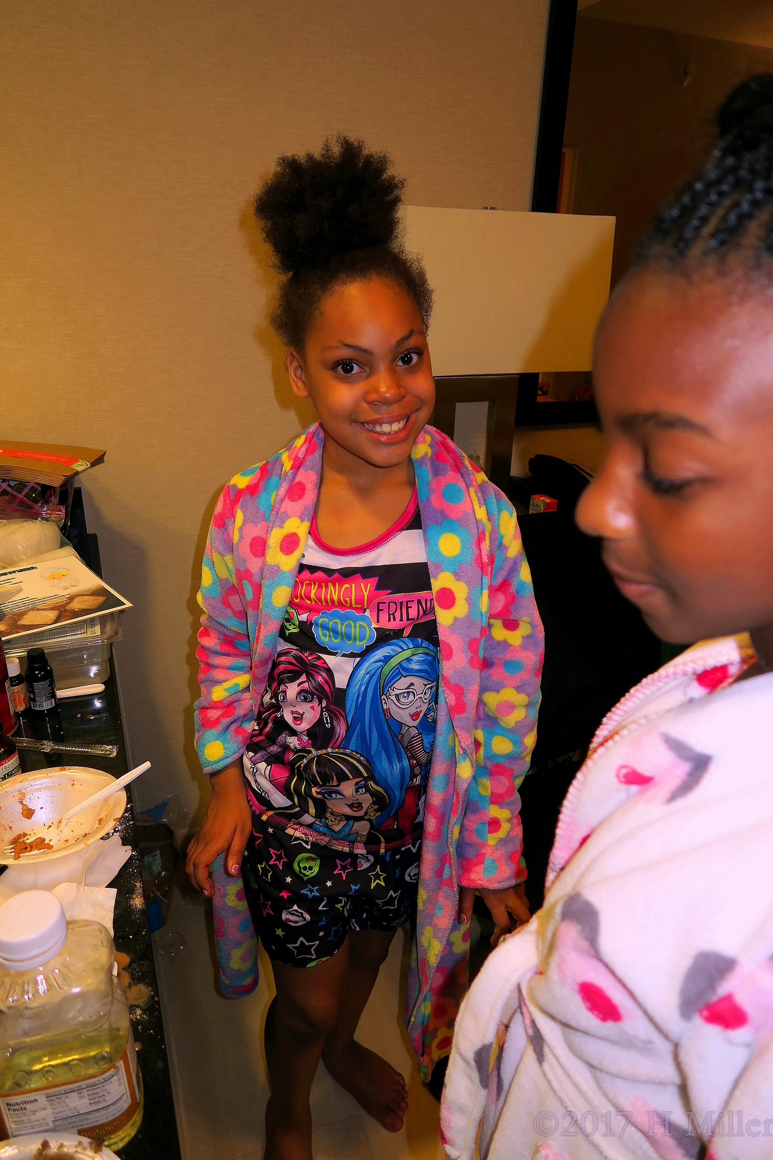 Smiling During Kids Craft Projects. 4 Smiling During Kids Craft Projects. 4