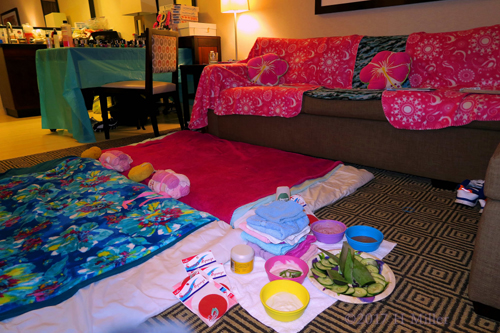 Check Out The All Natural Girls Facial Ingredients! Check Out The All Natural Girls Facial Ingredients!