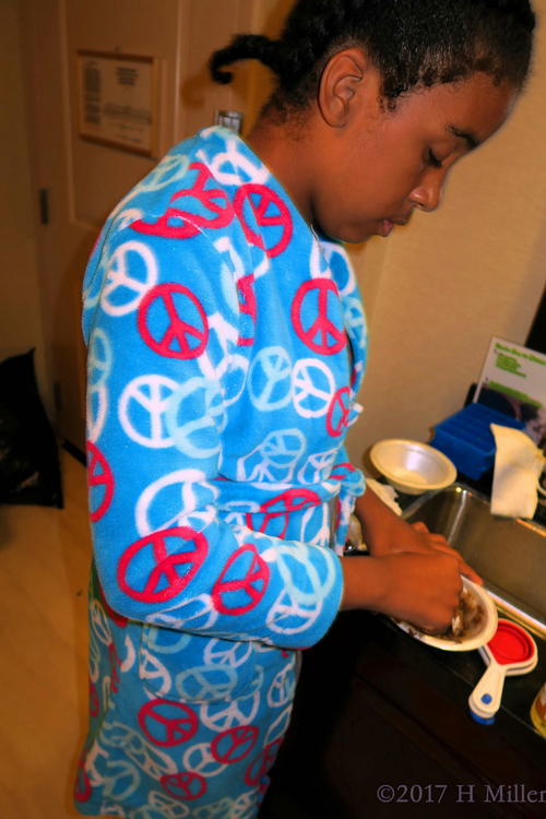 Making Cool Kids Craft Projects At The Spa For Girls! Making Cool Kids Craft Projects At The Spa For Girls!