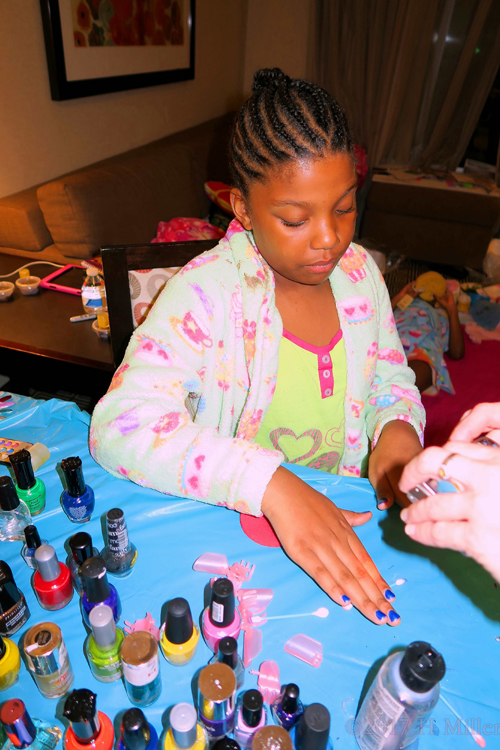 She Is Getting Her Kids Mini Mani Done Now. She Is Getting Her Kids Mini Mani Done Now.