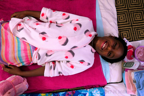 She Is Ready To Start Her Girls Facial. She Is Ready To Start Her Girls Facial.