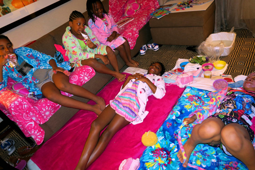 Watching Their Friends Relax During Their Facials For Girls! Watching Their Friends Relax During Their Facials For Girls!