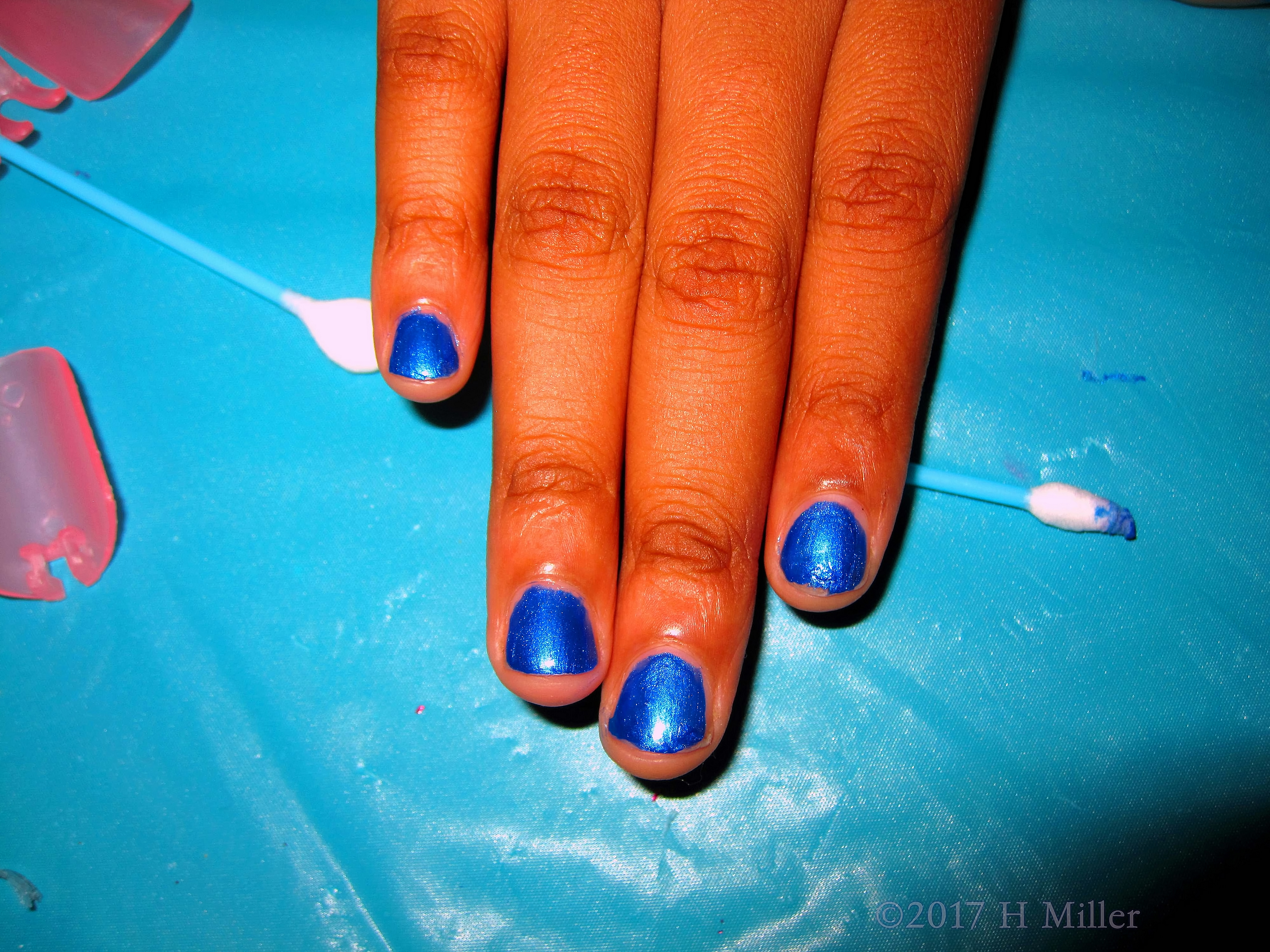 A Close Up Of Her Beautiful Royal Blue Girls Manicure! 4