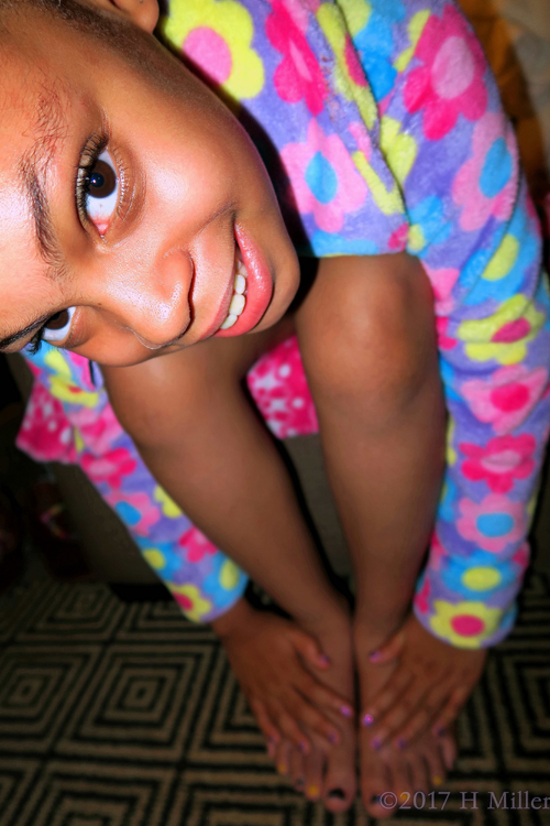 Big Smiles After Her Kids Spa Treatments! Big Smiles After Her Kids Spa Treatments!