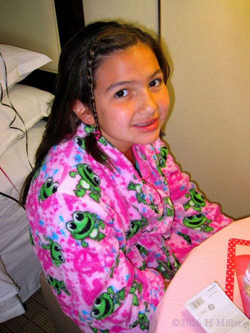 Cool Side Braid Girls Spa Hairstyle Cool Side Braid Girls Spa Hairstyle