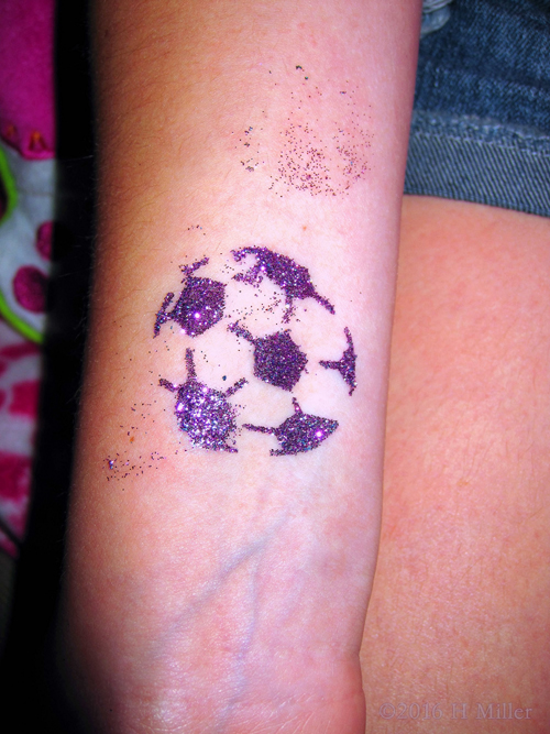 Glittery Purple Girls Spa Tattoo! Glittery Purple Girls Spa Tattoo!
