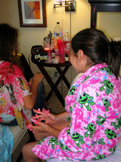 Hanging Out In Mani Protectors Hanging Out In Mani Protectors